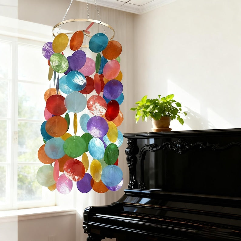 Blaues Capiz-Windspiel mit natürlichen Muscheln, 60 cm, handgefertigtes Indoor- und Outdoor-Windspiel
