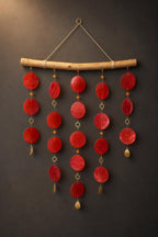 Rotes Capiz Muschel Windspiel FIREFLY – Boho Deko Mobile für Wohnraum, Terrasse, Balkon, Garten