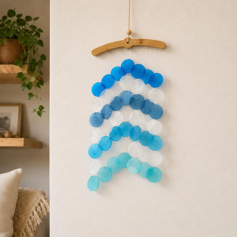 Muschel-Windspiel Wandbehang, farbenfrohe Strandhaus-Deko, handgefertigt, 9,8x21,6 Zoll